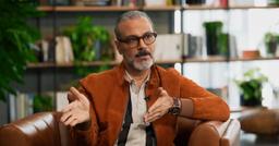 علیرضا قربانی در کنار بهنوش طباطبایی و سیامک انصاری(+عکس)