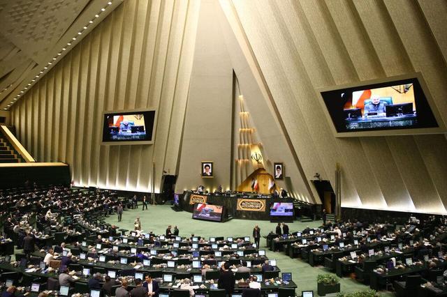 موافقت مجلس با کلیات طرح حبس‌زدایی از محکومان مالی مهریه