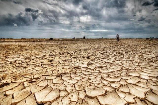 خطاهایی که کشور را به بحران آب رساند/۷۰ درصد از ۴۰۰ میلیارد متر مکعب نزولات جوی تبخیر می‌شود!
