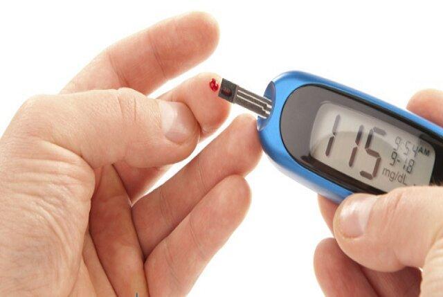 معاون دانشگاه علوم پزشکی کرمانشاه: بهبود شیوه زندگی بروز دیابت را حداقل ۱۱ سال به تاخیر می‌اندازد