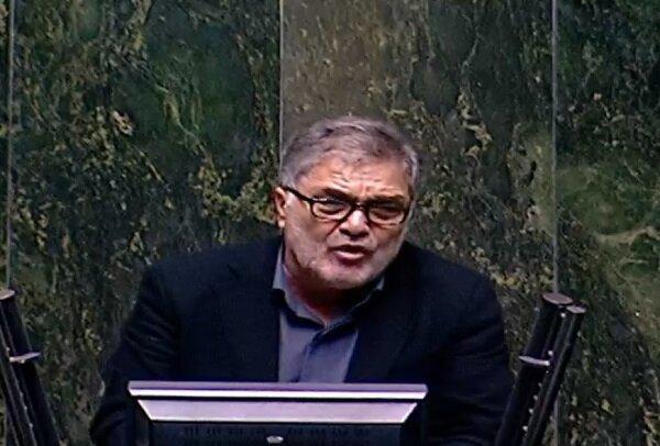 نماینده مجلس: وزیر بهداشت رسیدگی ویژه‌ای به موضوع تامین دارو داشته باشد