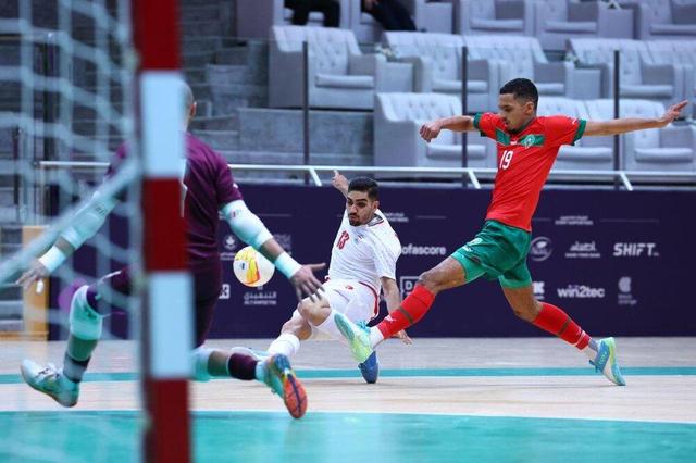 بازیکن تیم ملی فوتسال دچار ضعف و بی‌حالی شد/ آنفلونزا در اردوی تیم ملی؟