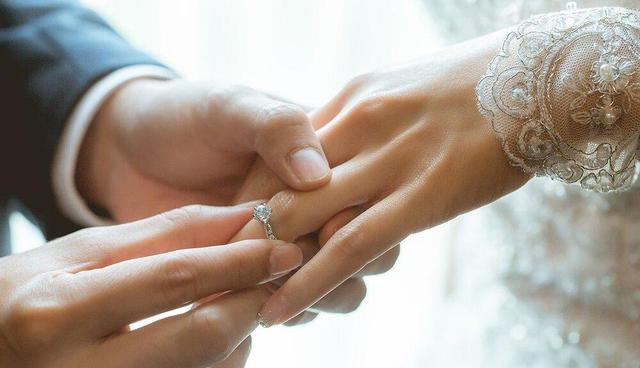 افزایش خدمات ازدواج در کشور با همت خیرین؛ گلستان پیشتاز در اهدای جهیزیه