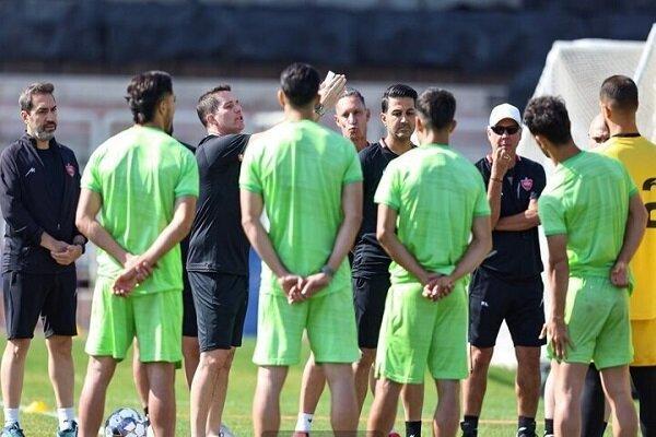 مربی پرسپولیس: به احترام هاشمیان مانده بودم