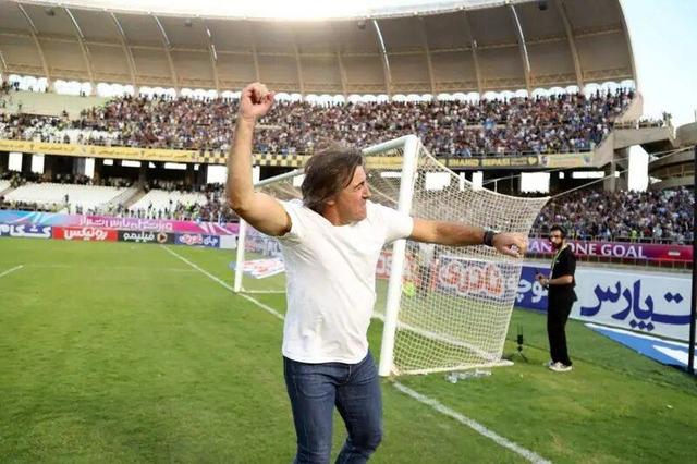 پاسخ تند ساپینتو به پرسپولیس؛ در زمین رقیب ما نیستید و ...