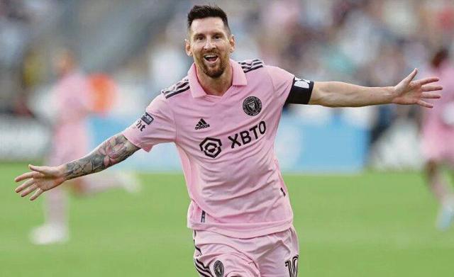 آتش بازی مسی در بامداد امروز + ویدئو | لحظات تماشایی را ببینید