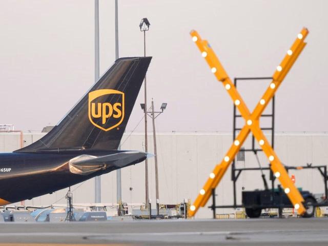 فاجعه در کنتاکی؛ پرواز «اِم‌دی-۱۱» در آمریکا ممنوع شد | ماجرا چیست؟