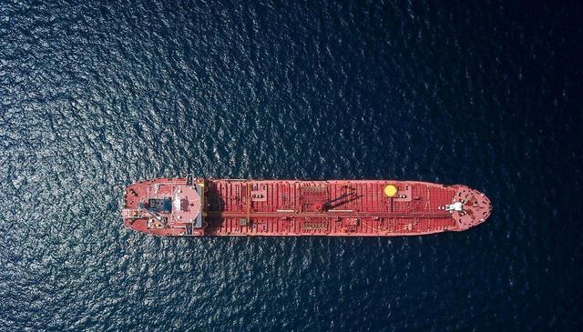 نفت رشد کرد، مس و فولاد عقب نشستند | سیگنال‌های متناقض از بازار جهانی