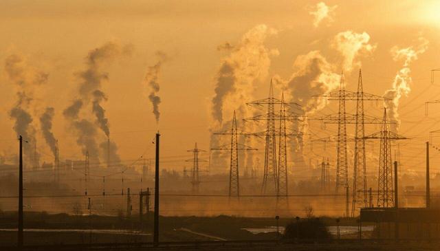 زابل نفس کشید | تمرکز آلودگی هوا در غرب کشور