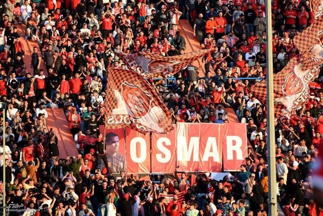 در اراک به هواداران پرسپولیس سکوی اضافه نمی‌دهند!