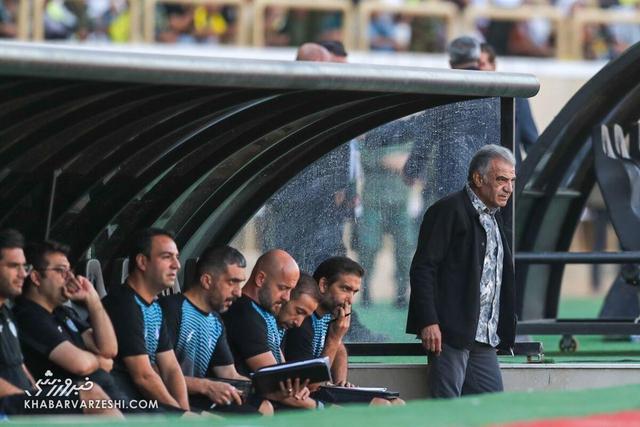 عدالت نیست به استقلال و پرسپولیس یکسان نگاه کنید!/ به جامعه بزرگ هواداری استقلال بی‌احترامی شد