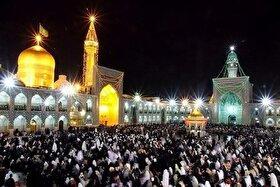 ۳۸۰ عنوان کتاب در ۲۵ هزار نسخه در رواق های کتاب حرم رضوی در اختیار زائران است