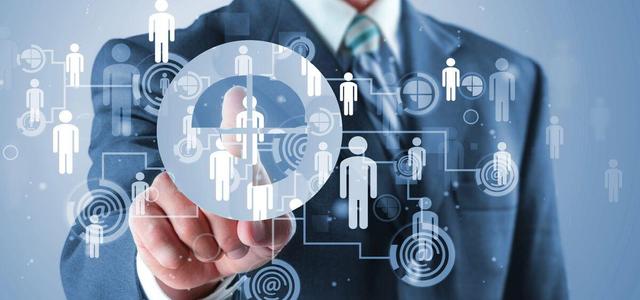 لزوم بازنگری در شیوه جذب و آموزش نیروی کار