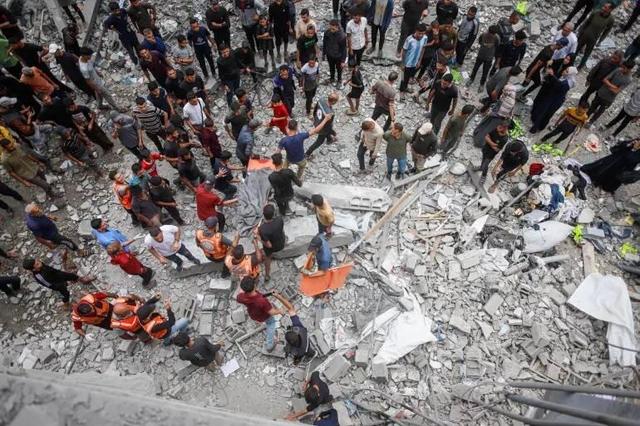 پزشک انگلیسی: اوضاع غزه غیر قابل توصیف است