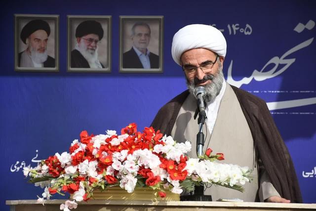 نماینده ولی فقیه در استان سمنان: از تحصیل در قم تا تدریس در حوزه علمیه