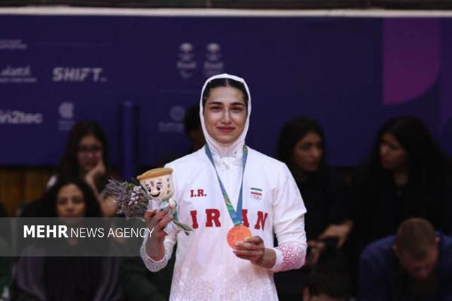 بربط: از اینکه دست پُر به ایران بر می‌گردم خوشحالم