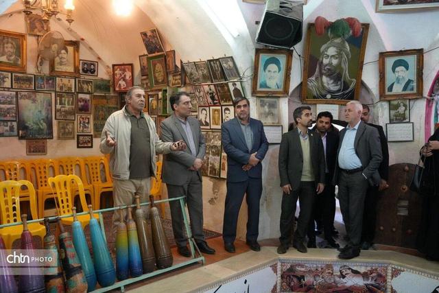 بازدید مدیرعامل صندوق احیاء از بناهای تاریخی کرمانشاه