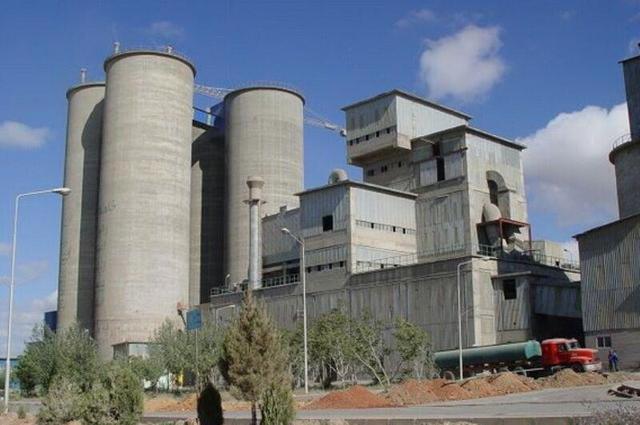 سیمان تا قطعه‌سازی، فرصت‌های سرمایه‌گذاری صنعتی در اردبیل