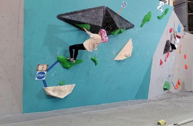 مرحله نهایی لیگ سنگنوردی باشگاه های کشور در همدان آغاز شد