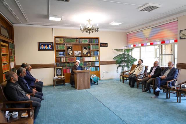 عمل به سیاست‌های اقتصاد مقاومتی در کنترل قیمت‌ها و حمایت از تولید مؤثر است