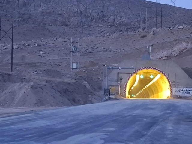 تونل رخ در محور شهرکرد – اصفهان بازگشایی شد