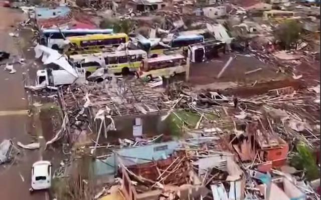 تصاویر هوایی از خسارات گردباد مرگبار در برزیل