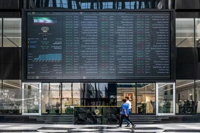 کاهش فشار فروش در بورس با وجود افت شاخص ها