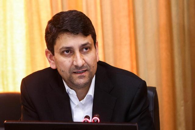 پاسخ وزیر ارتباطات به دلیل کُندی اتصال فیبرنوری در مناطق مختلف پایتخت