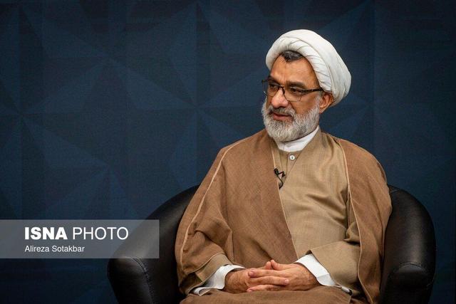 پزشک آینده، نه فقط پزشک، که دانشمندی میان‌رشته‌ای است