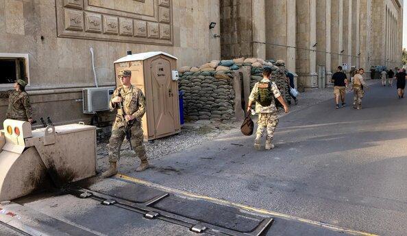 بغداد الیوم: واشنگتن در تلاش برای تثبیت حضور و بازمهندسی روابط با بغداد است