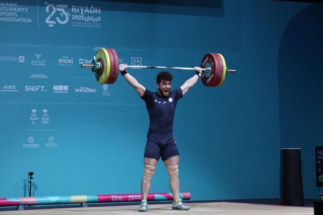 وزنه‌بردار ایران ۳ مدال طلا، نقره و برنز گرفت