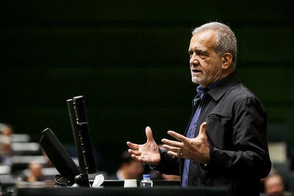 پزشکیان: نارسایی‌ها را می‌توان با اتکا به ذهن نوجوانان و جوانان به نتیجه رساند