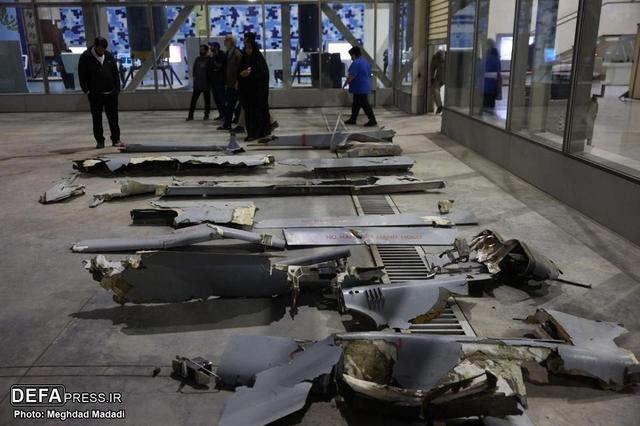 نمایش لاشه پهپادهای «هرون» و «هرمس» اسرائیل در نمایشگاه هوافضای سپاه/ تصاویر تجهیزات پیشرفته ارتش صهیونیستی در جنگ 12 روزه