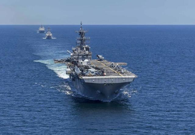 ببینید | ۶ کشته در پی حمله آمریکا به ۲ قایق در کارائیب