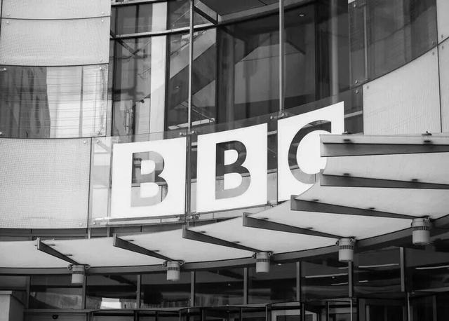تغییر ناگهانی در بی‌بی‌سی؛ دو مدیر استعفا کردند+ جزئیات