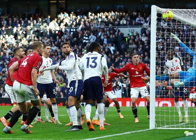 روش جدید سرخ‌ها؛ هم نمی‌برند، هم نمی‌بازند!