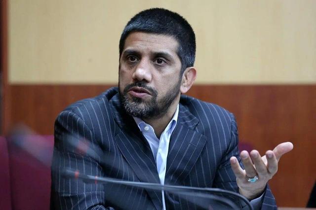 علیرضا دبیر: برای «جهان‌پهلوان» شدن زور نزنید! | یک درصد احتمال بدهید تختی خودکشی نکرده باشد