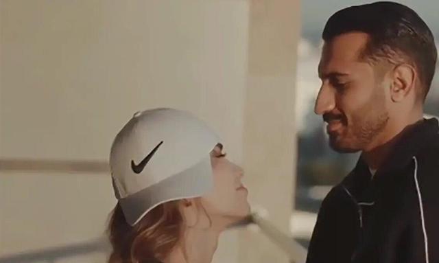 فیلم بازیکن ملوان با همسرش برای اتاق خواب است نه... | در حال بازگشت به دوران پهلوی هستیم | این فیلم از رختخواب تا حرکات زننده و رقص هر چه بگویید دارد