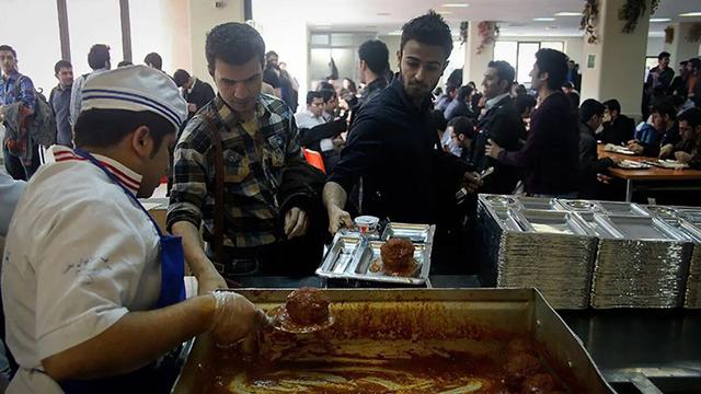 پرداخت ۱۰۰میلیارد ریال کمک هزینه تامین غذای دانشجویان کم بضاعت