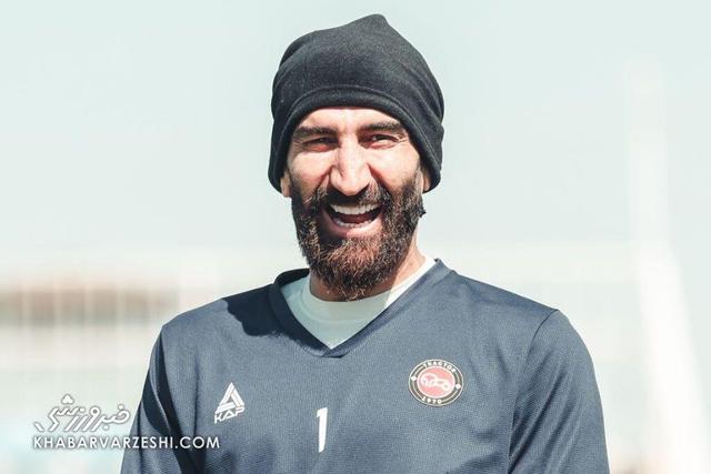 کامنت طنزآمیز بیرانوند برای کاپیتان استقلال خبرساز شد +عکس