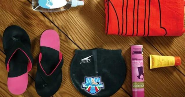 برای رفتن به استخر چه وسایلی لازم داریم؟ (خانم‌ها و آقایان)