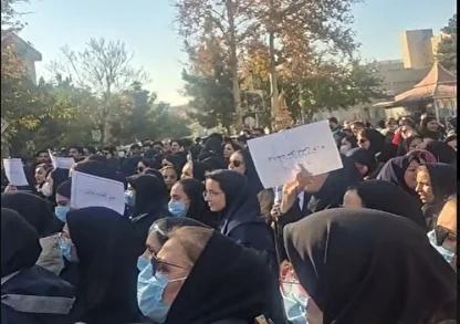 ادامه اعتراض پرستاران؛ ماجرا چیست؟