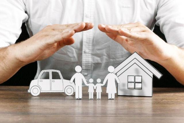 هشدای قرمز برای ۱۰ شرکت بیمه در آستانه سقوط