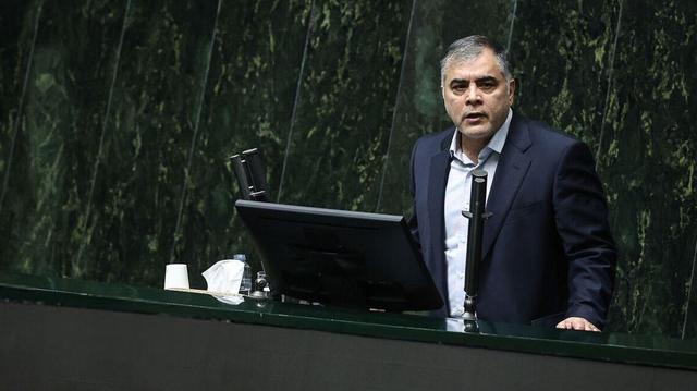 تولید نفت ایران از ۴ میلیون بشکه در روز گذشت