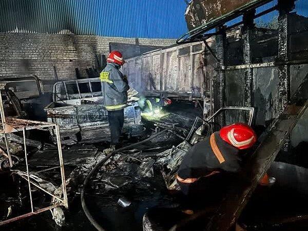 آتشپاد کارگران: آتش‌سوزی کارگاه ۲ هزار متری در خمینی‌شهر مهار شد