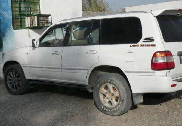 سرهنگ عزیزی: لندکروزهای ۱۵۰ میلیاردی قاچاق در عباس آباد کشف شد