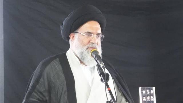 انقلاب اسلامی ملت ایران را از تاریکی طاغوت به عزت و استقلال رساند