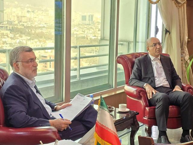 تأکید وزیر بهداشت و استاندار کرمانشاه بر ارتقای زیرساخت‌های درمانی