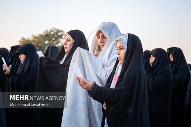 اقامه نماز طلب باران در قزوین