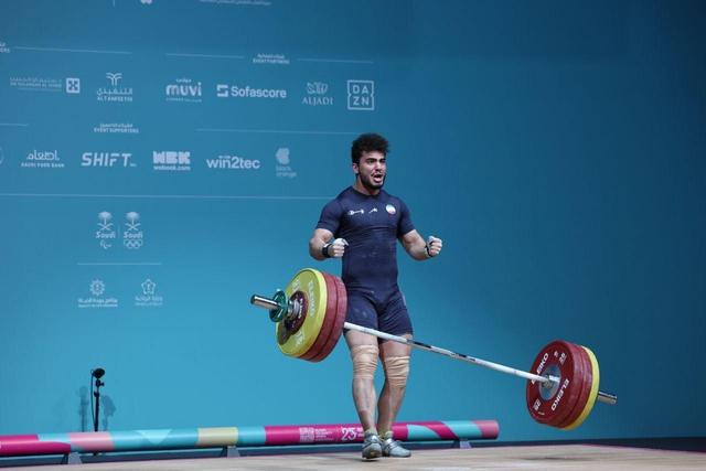 صالحی‌پور در وزنه‌برداری ٣مدال گرفت/ یک طلا، یک نقره و یک برنز